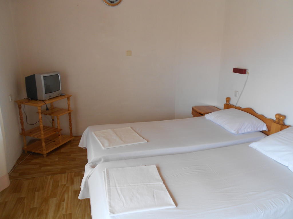 Nelly Guest House Sozopol Værelse billede